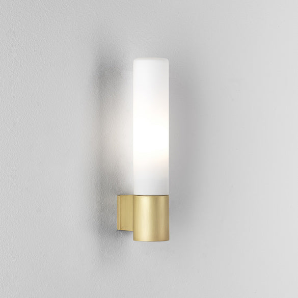 Bari væglampe fra Astro Lighting