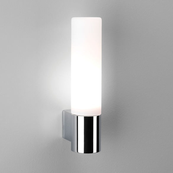 Bari væglampe fra Astro Lighting