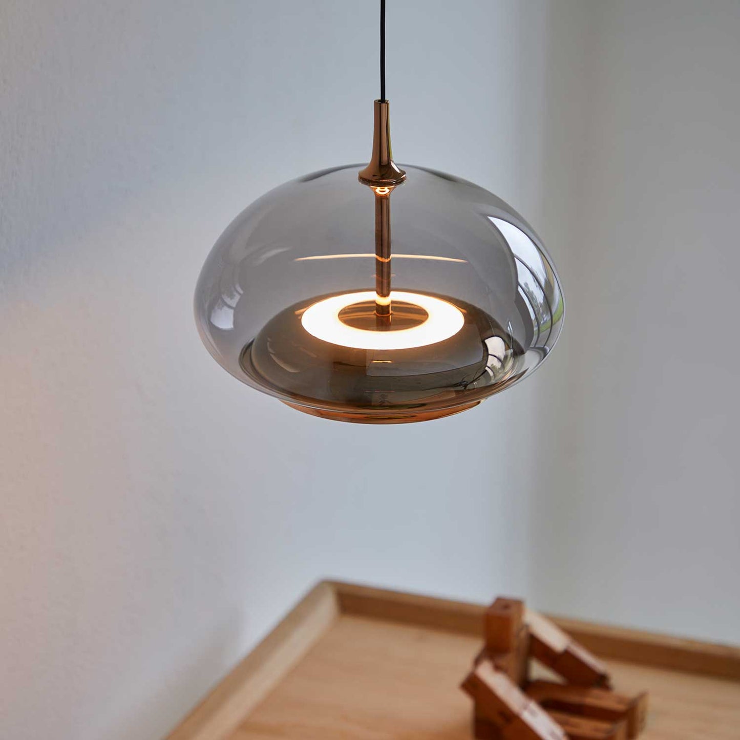 Avelon pendel fra Loom Design