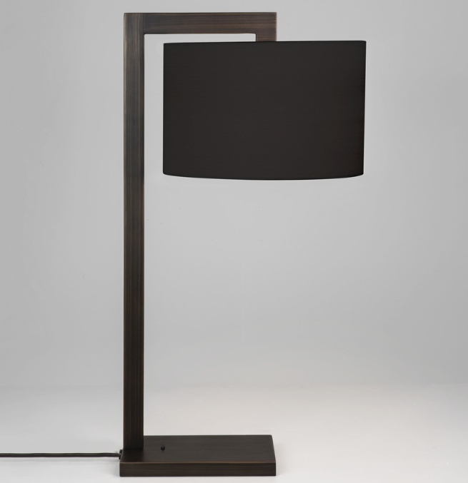 Ravello bordlampe fra Astro Lighting