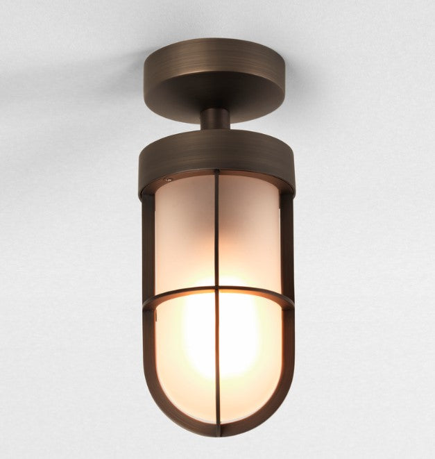 Cabin Frosted loftlampe fra Astro Lighting