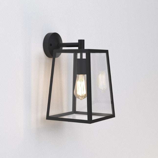 Calvi udendørs væglampe fra Astro Lighting