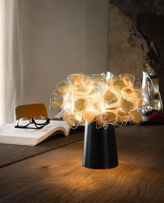 Clizia (Mama Non Mama) bordlampe med batteri fra Slamp