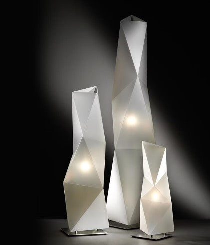Diamond bord/-gulvlampe fra Slamp
