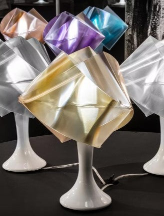 Gemmy prisme bordlampe fra Slamp
