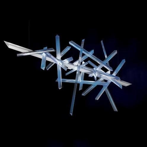 La Traviata skulptur pendel fra Slamp