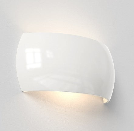 Milo 300 væglampe fra Astro Lighting