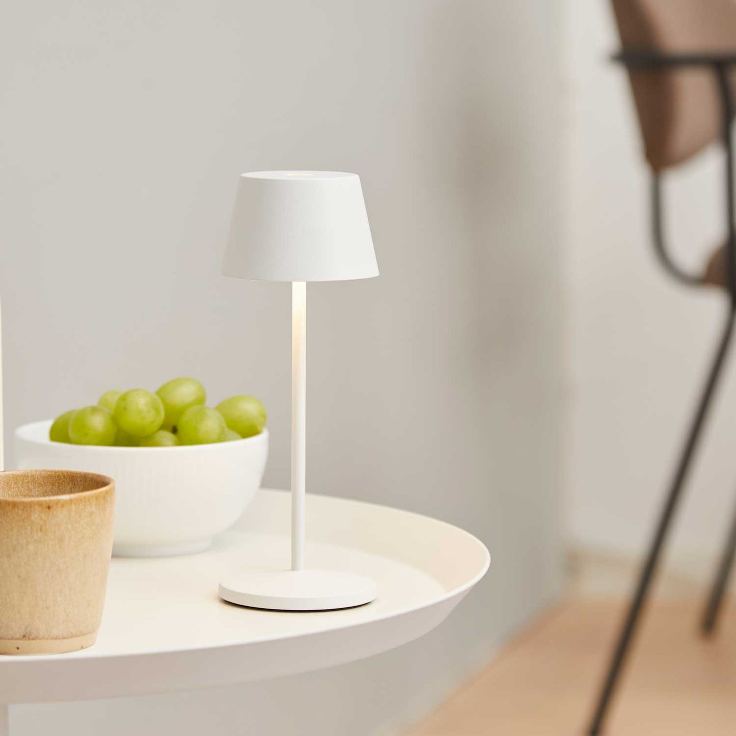 Modi micro batteri bordlampe fra Loom Design