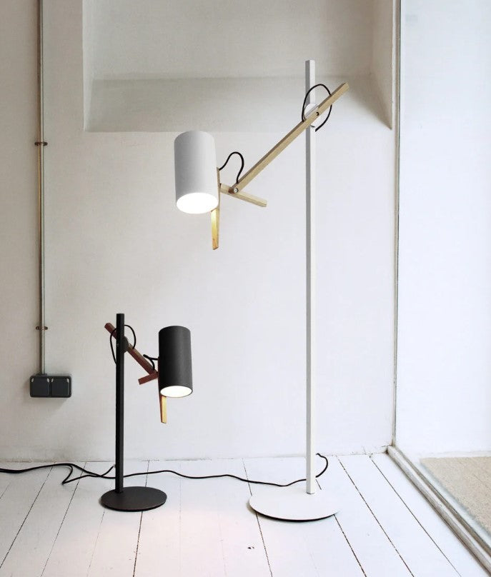 Scantling gulvlampe fra Marset