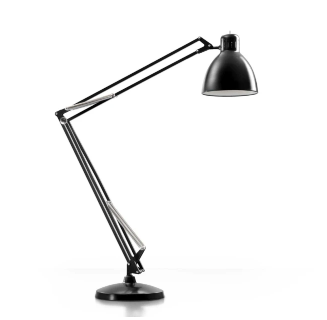 JJ Great gulvlampe fra Leucos
