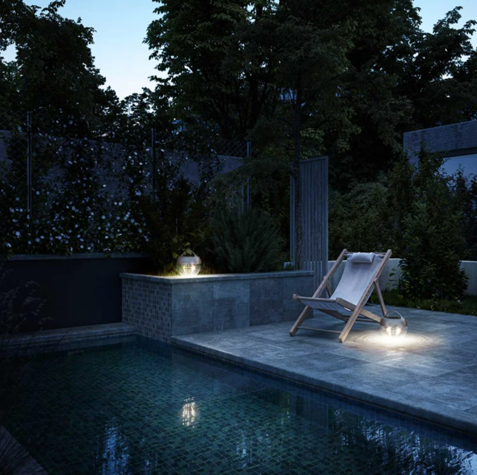 Aqu bordlampe fra IP44