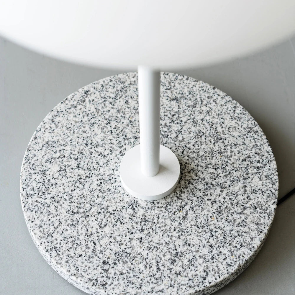 Soft bordlampe Terrence Woodgate