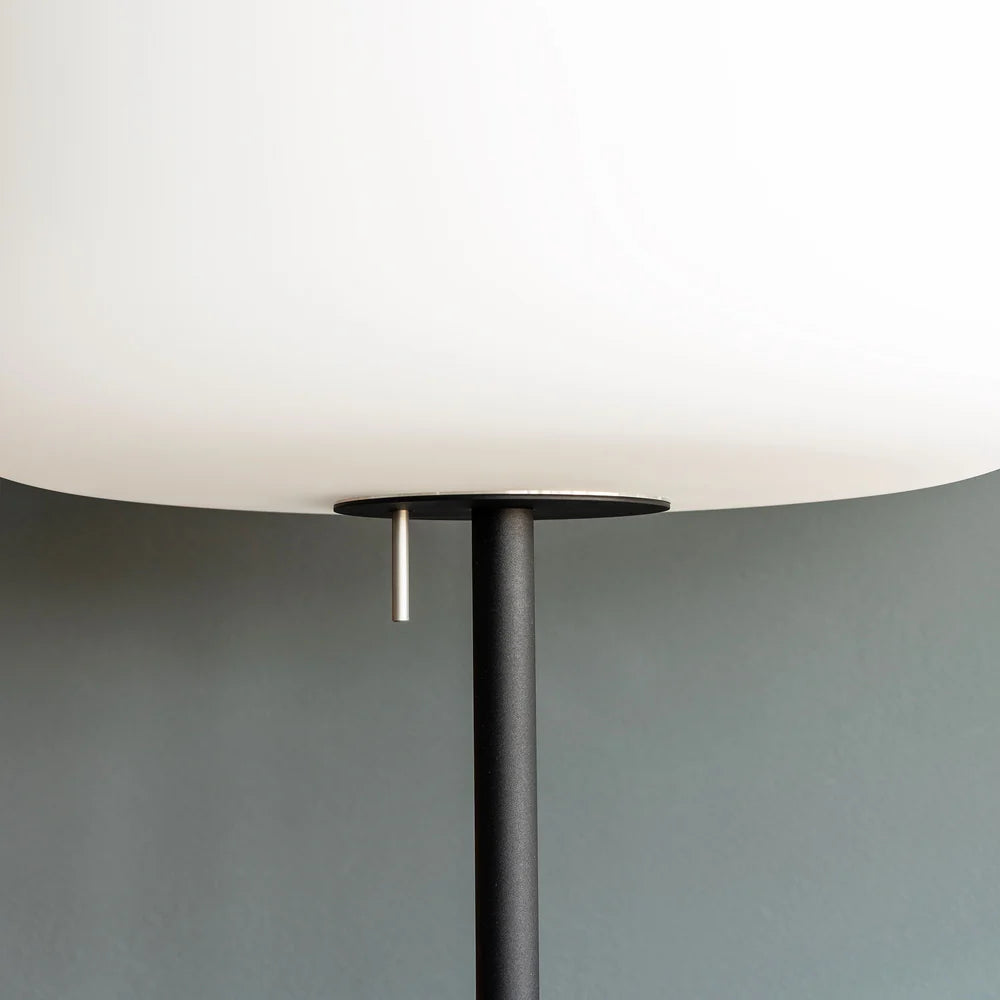 Soft gulvlampe Terrence Woodgate