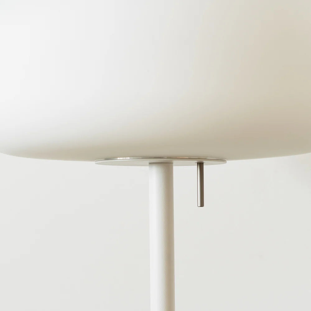 Soft gulvlampe Terrence Woodgate