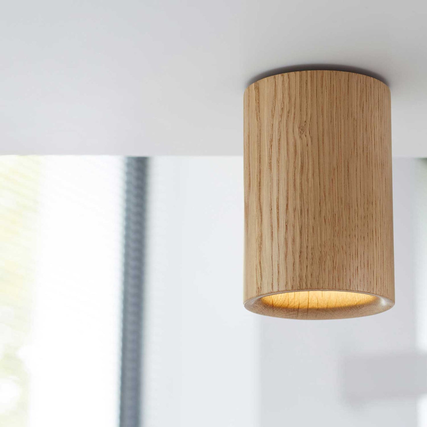 SOLID spot Cylinder Terence Woodgate