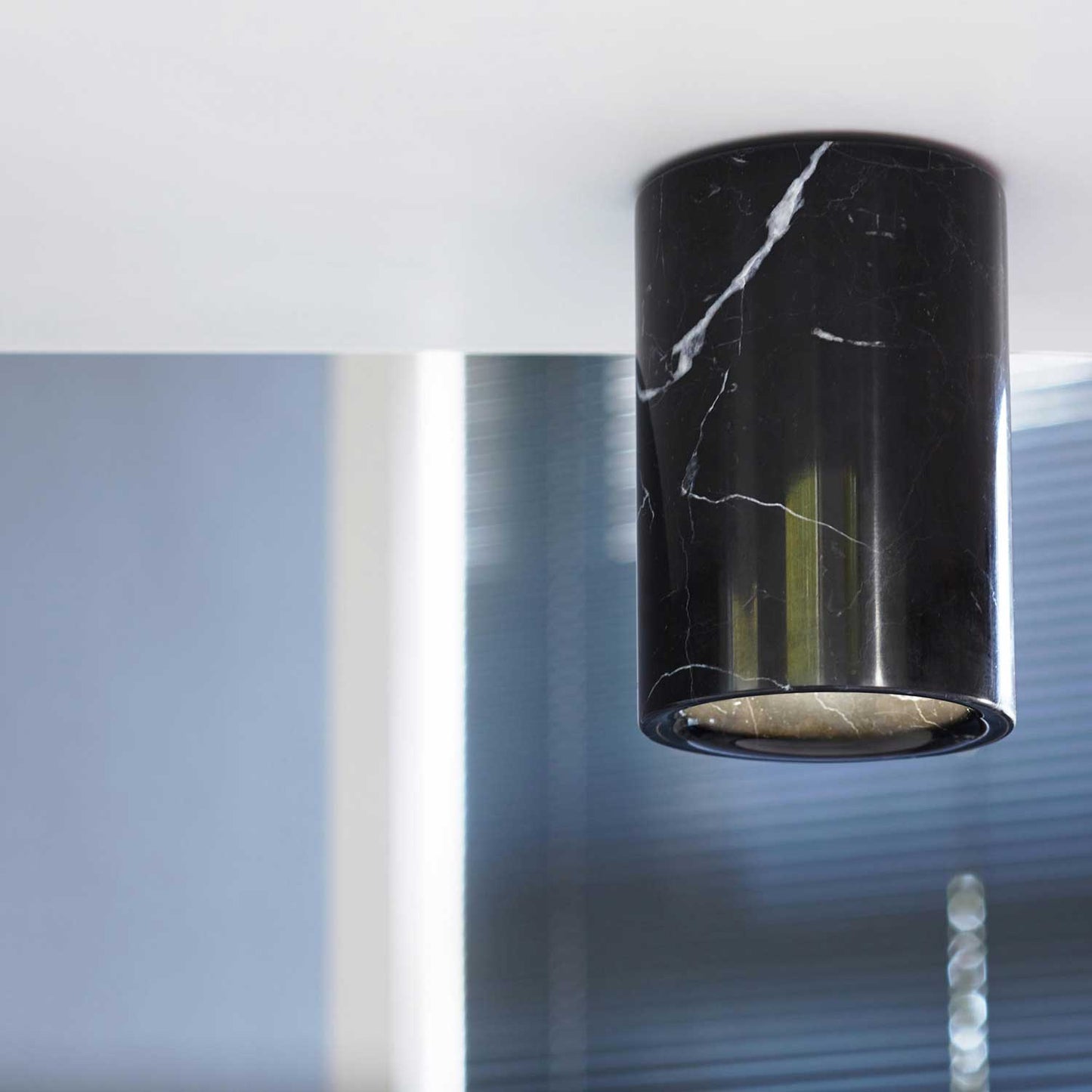 SOLID spot Cylinder Terence Woodgate