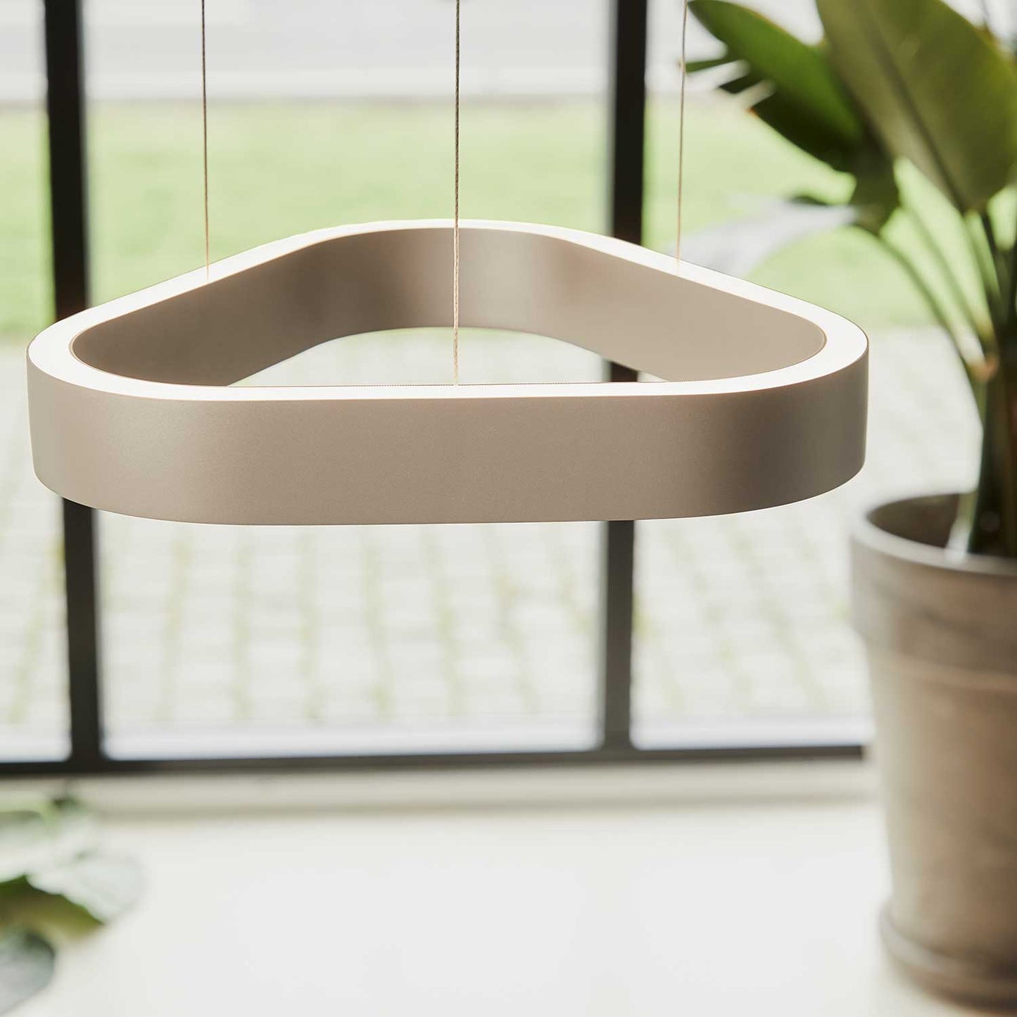 Trigon SO pendel Soft Ivory Loom Design