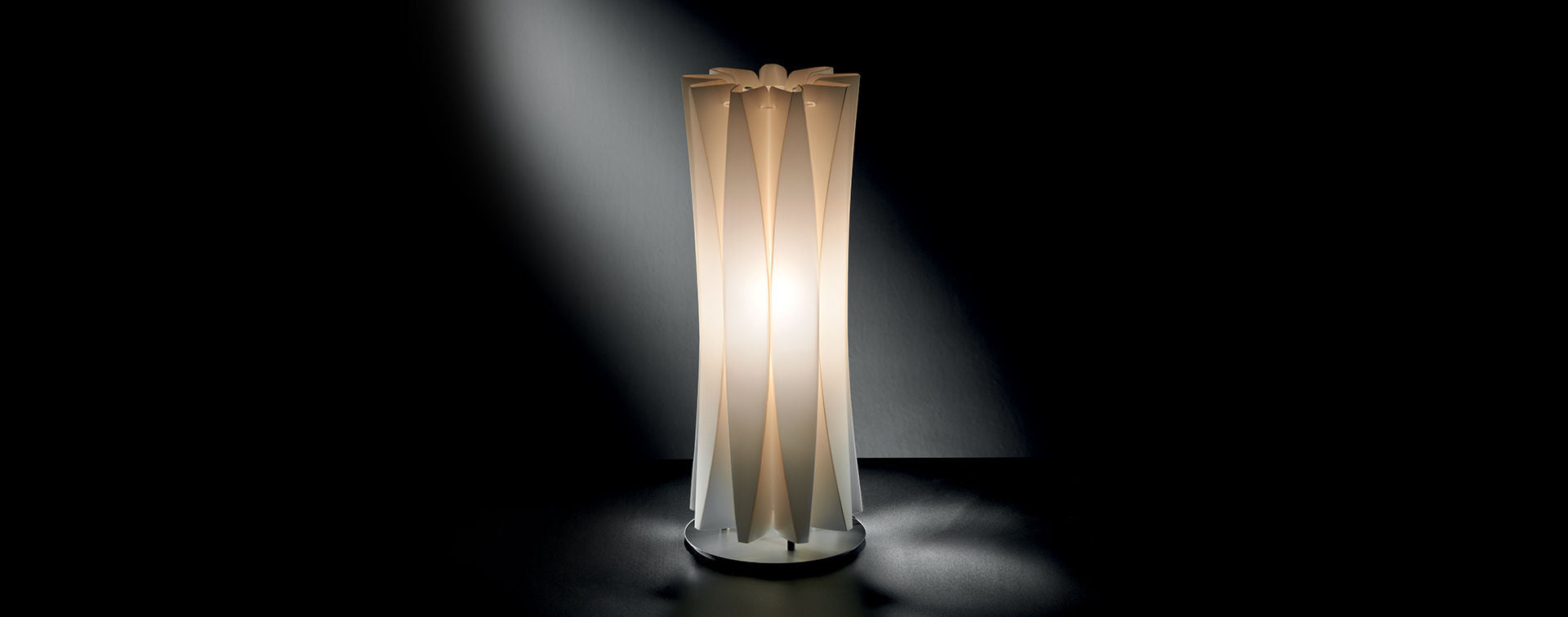 bach-gold-gulv bordlampe slamp 1