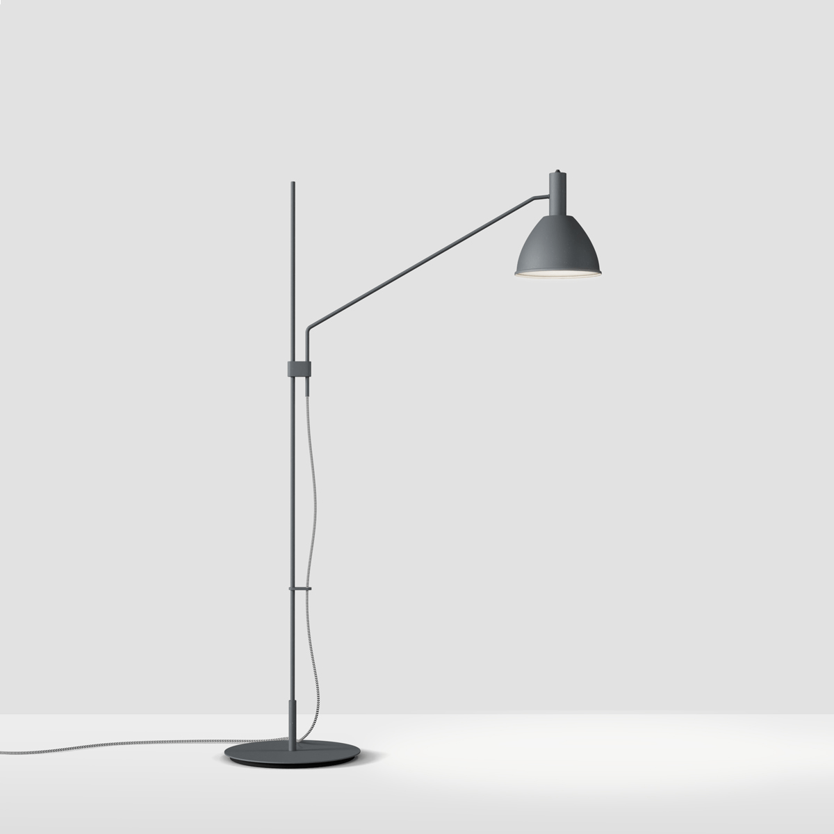 Bauhaus 90F gulvlampe Lumini