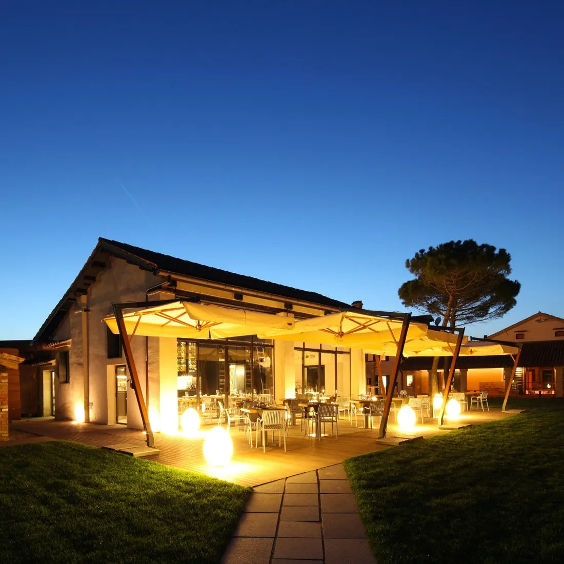 Uovo 62 udendørs bord gulvlampe Fontana Arte 1972