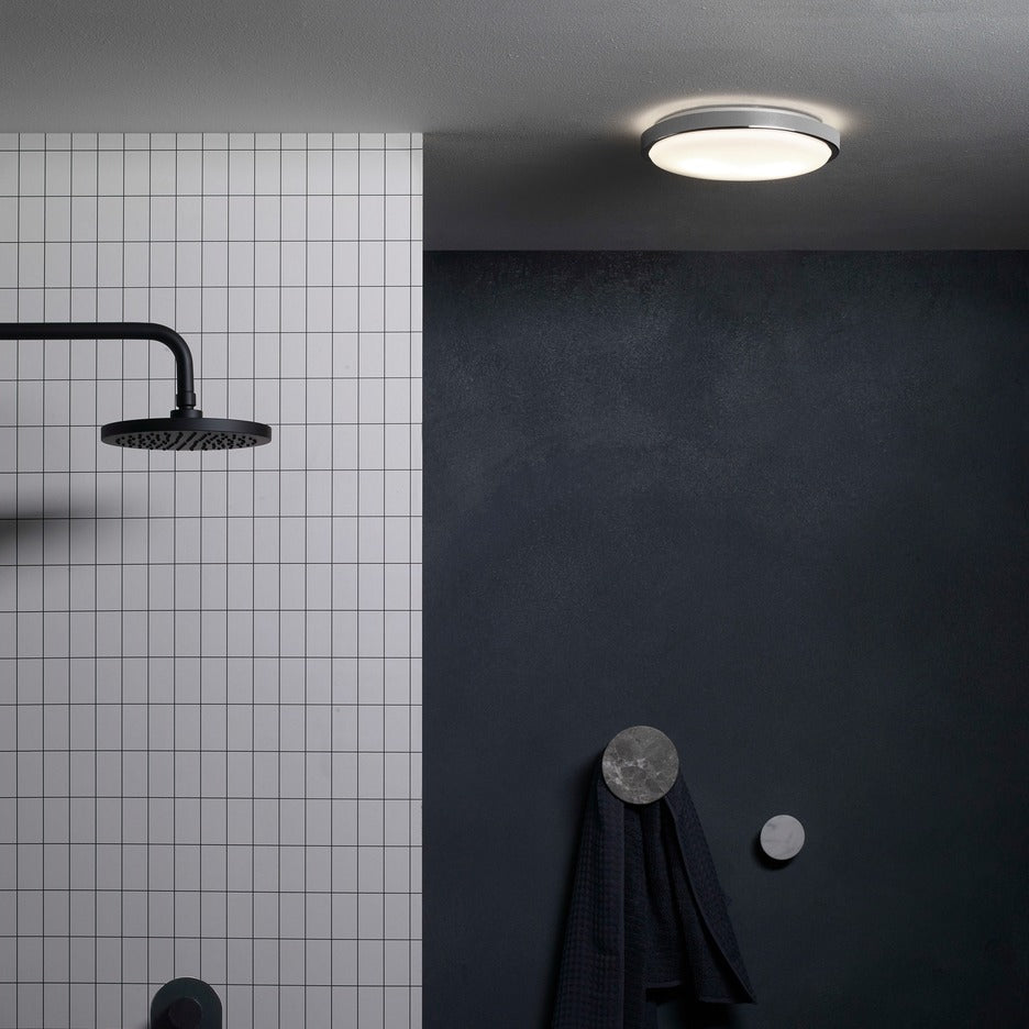 Denia væg/-loftlampe fra Astro Lighting