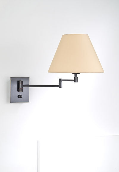 8140 væglampe i håndbørstet gammel bronze og kupfer skærm