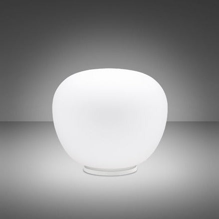 Lumi Mochi bordlampe fra Fabbian