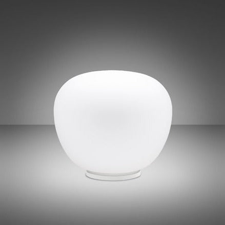 Lumi Mochi bordlampe fra Fabbian