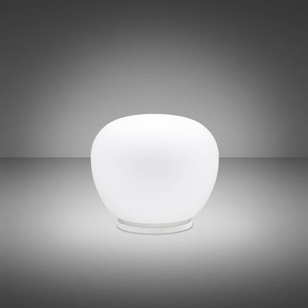 Lumi Mochi bordlampe fra Fabbian