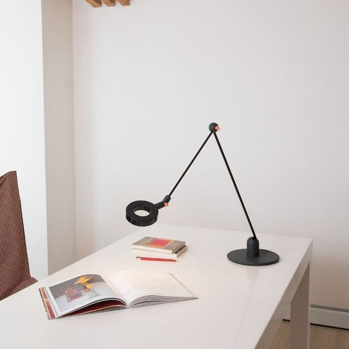 Amica bordlampe fra Martinelli Luce