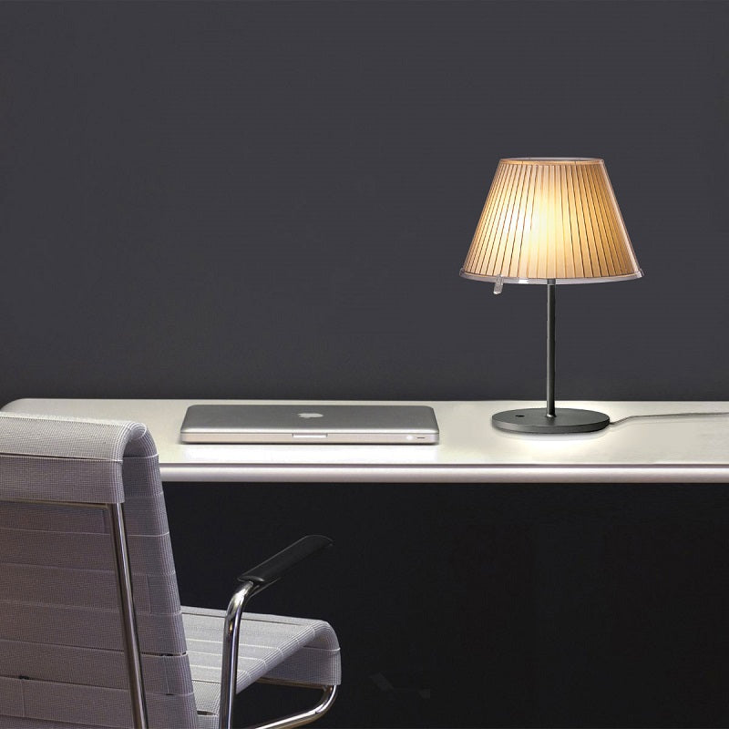 Choose bordlampe Artemide