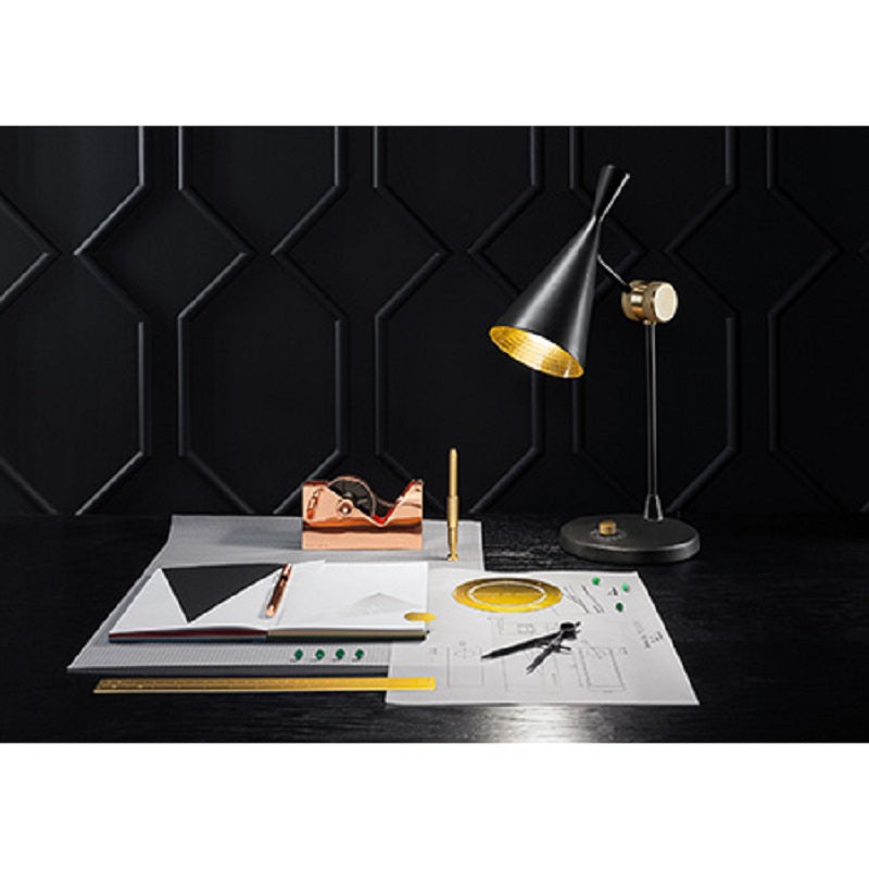 Beat table black bordlampe fra tom dixon