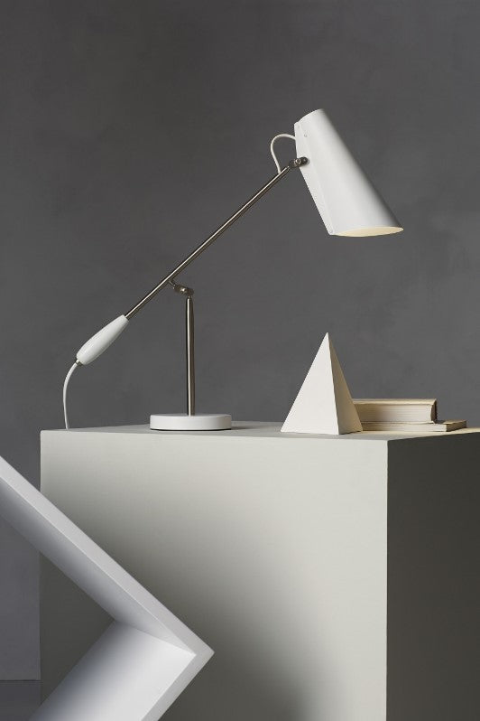 Birdy Floor bordlampe i hvid med hvid ledning fra Northern Lighting