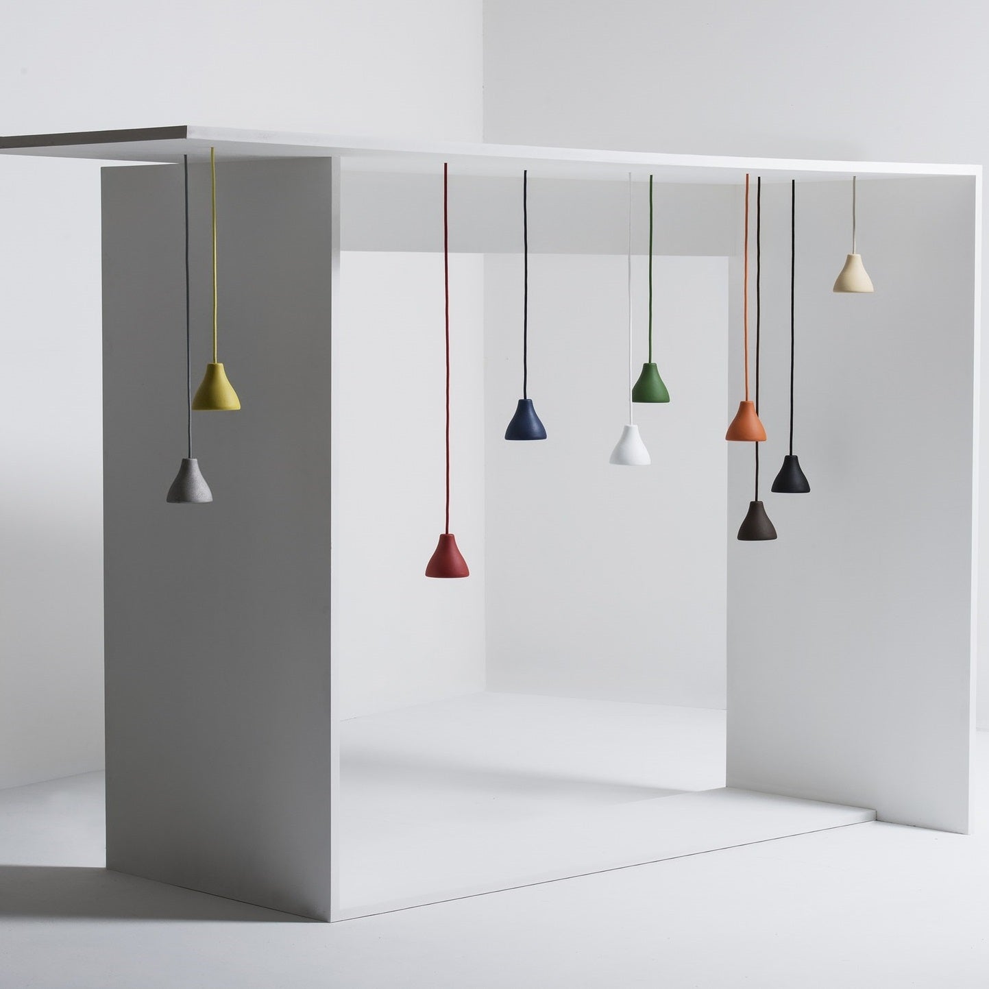 Bell w131 pendel, Wästberg alle farver