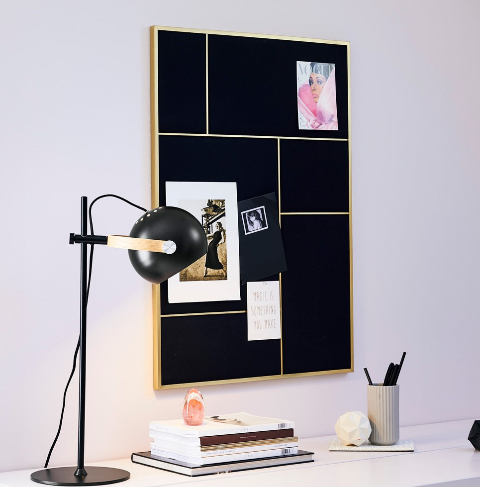 D. C. bordlampe fra Halo Design