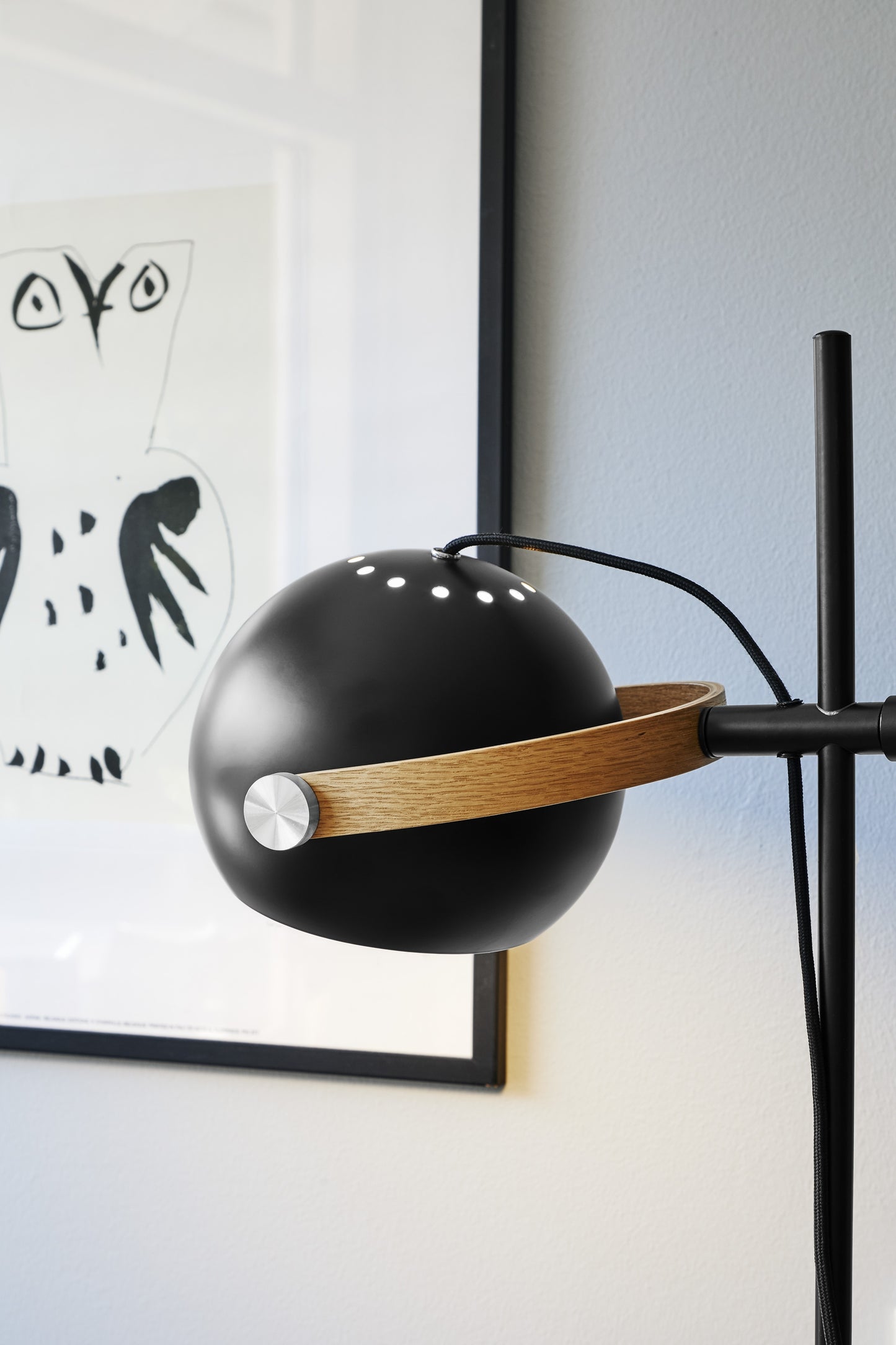 Miljøbillede D.C gulvlame 1. hoved sort Halo Design