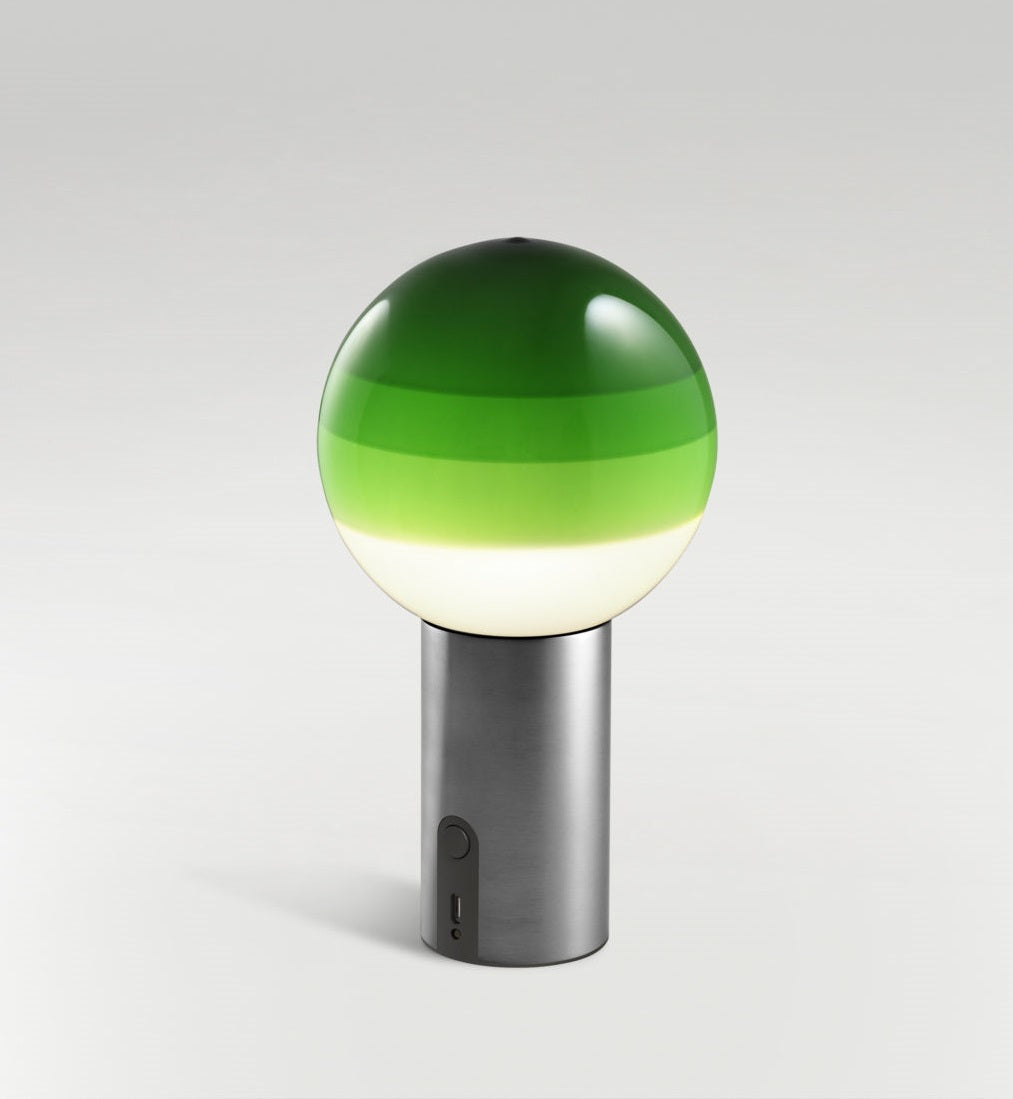 Dipping Light transportabel bordlampe fra Marset