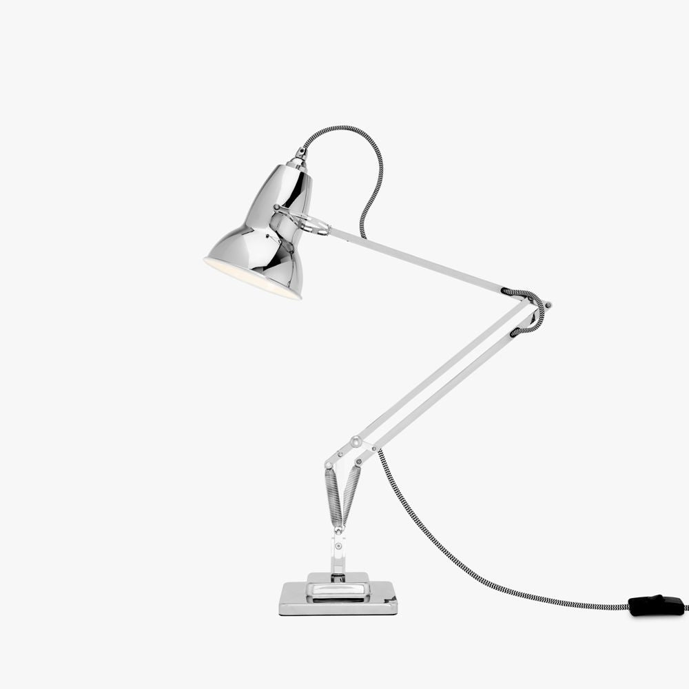 Original 1227 i blank krom med bordfod fra Anglepoise