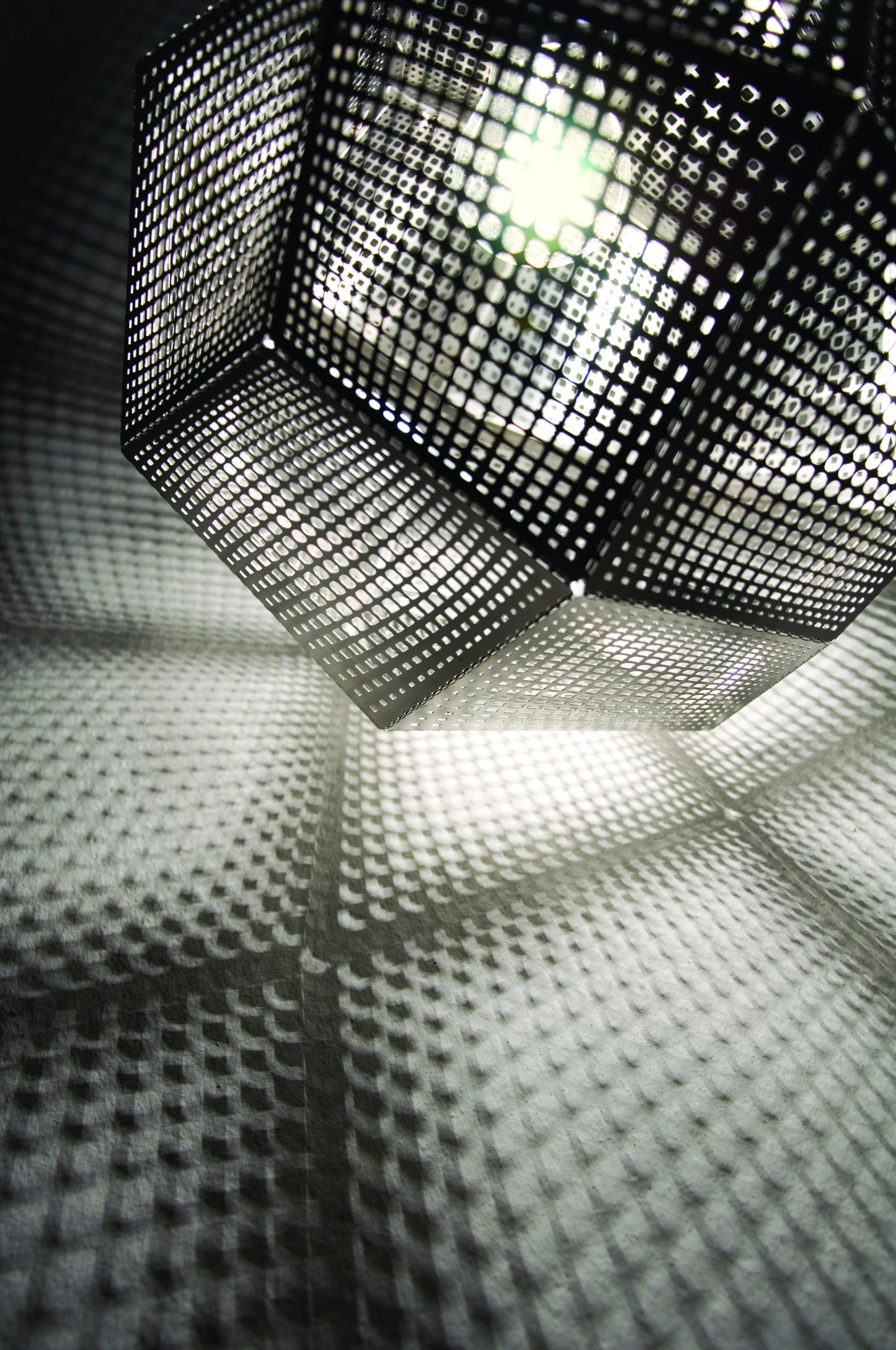 Etch 32 pendel tom dixon
