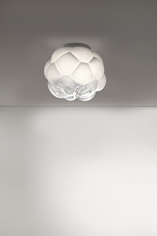 Cloudy Ø 26 loftlampe i rum fra Fabbian