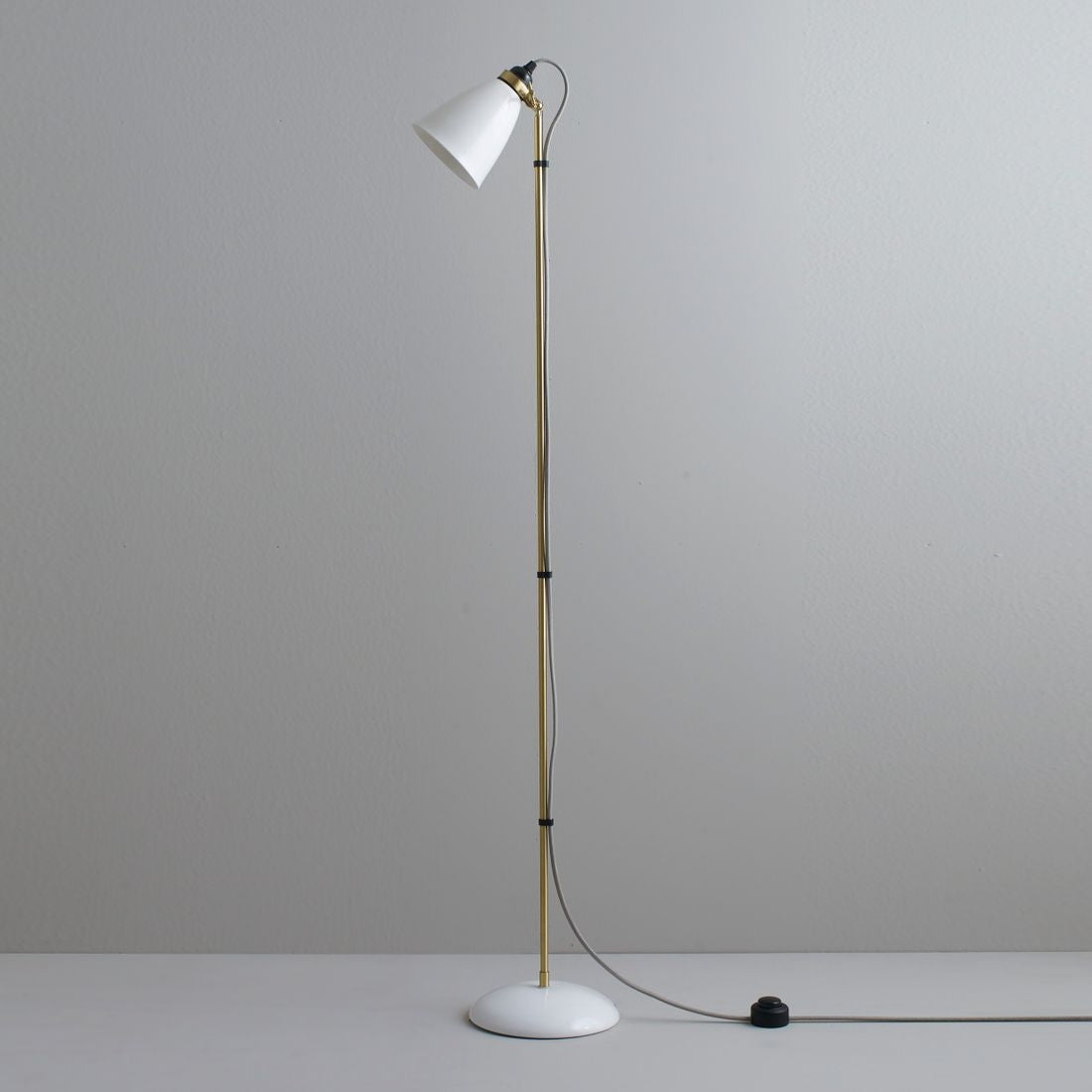 Hector 30 Brass gulvlampe Original BTC