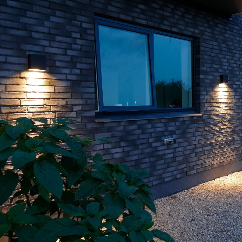 fix væglampe i sort