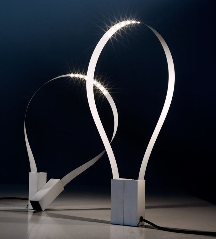 Fluida bordlampe fra Martinelli Luce