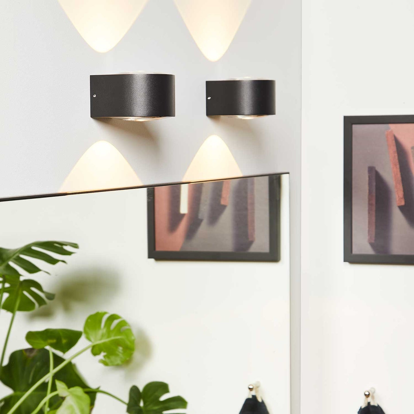 Frey udendørs væglampe fra Loom Design