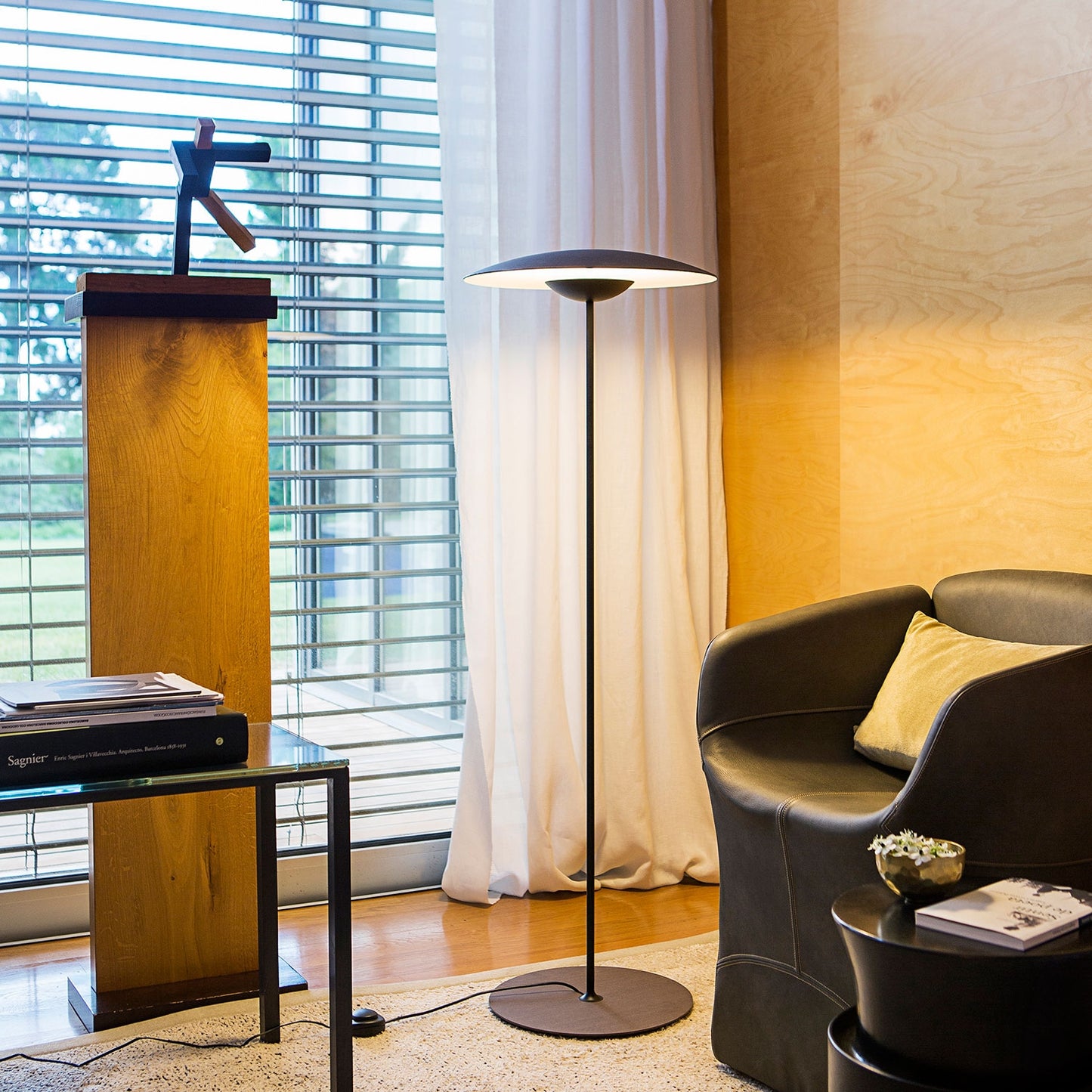 Ginger gulvlampe fra Marset