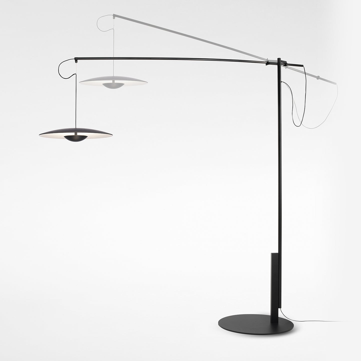 Ginger XXL gulvlampe fra Marset