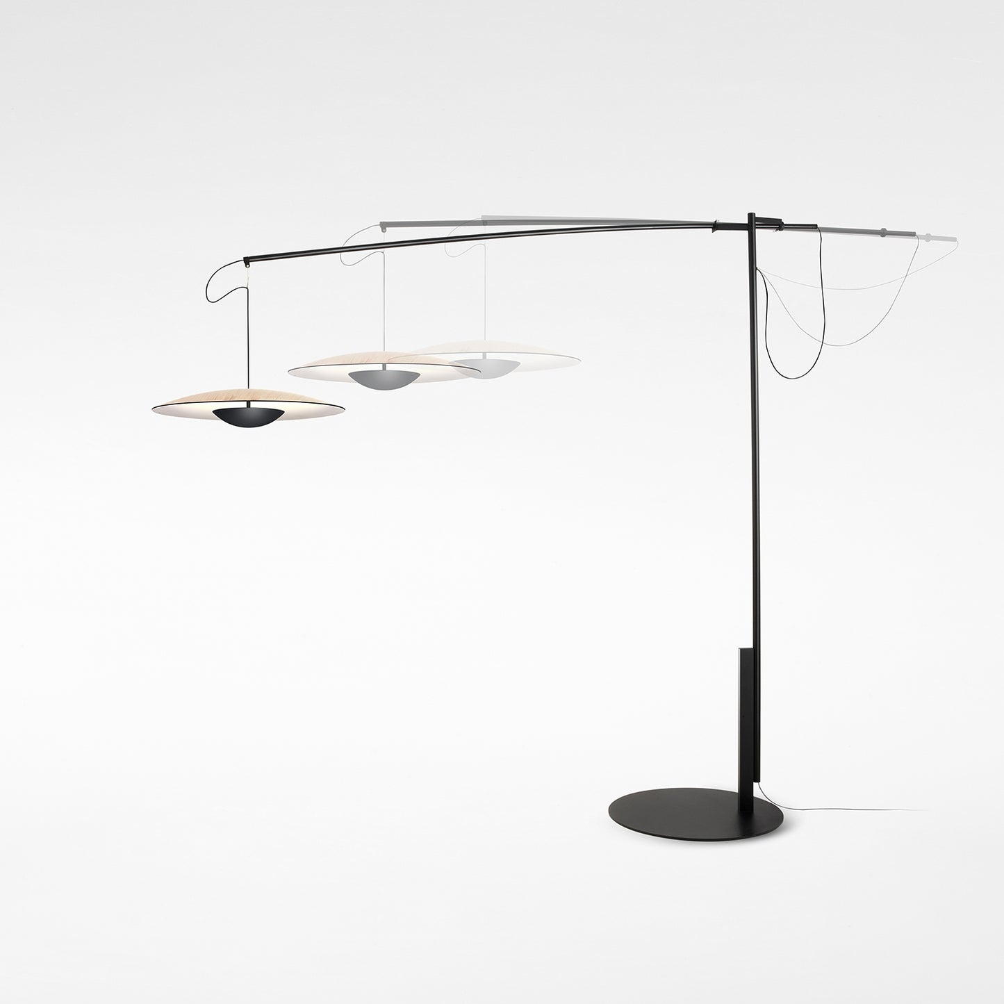 Ginger XL 42 gulvlampe fra Marset