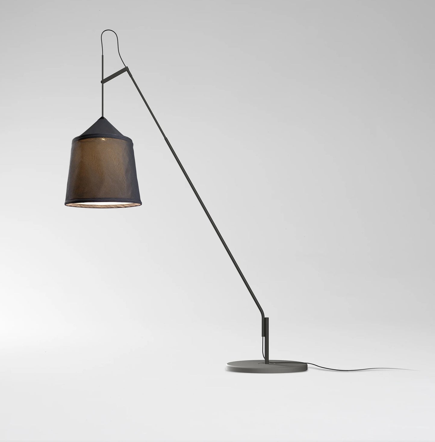 Jaima gulvlampe fra Marset