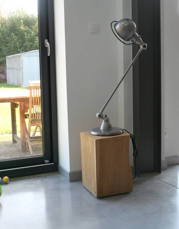 Loft D6000m 1 arm bordlampe Jielde