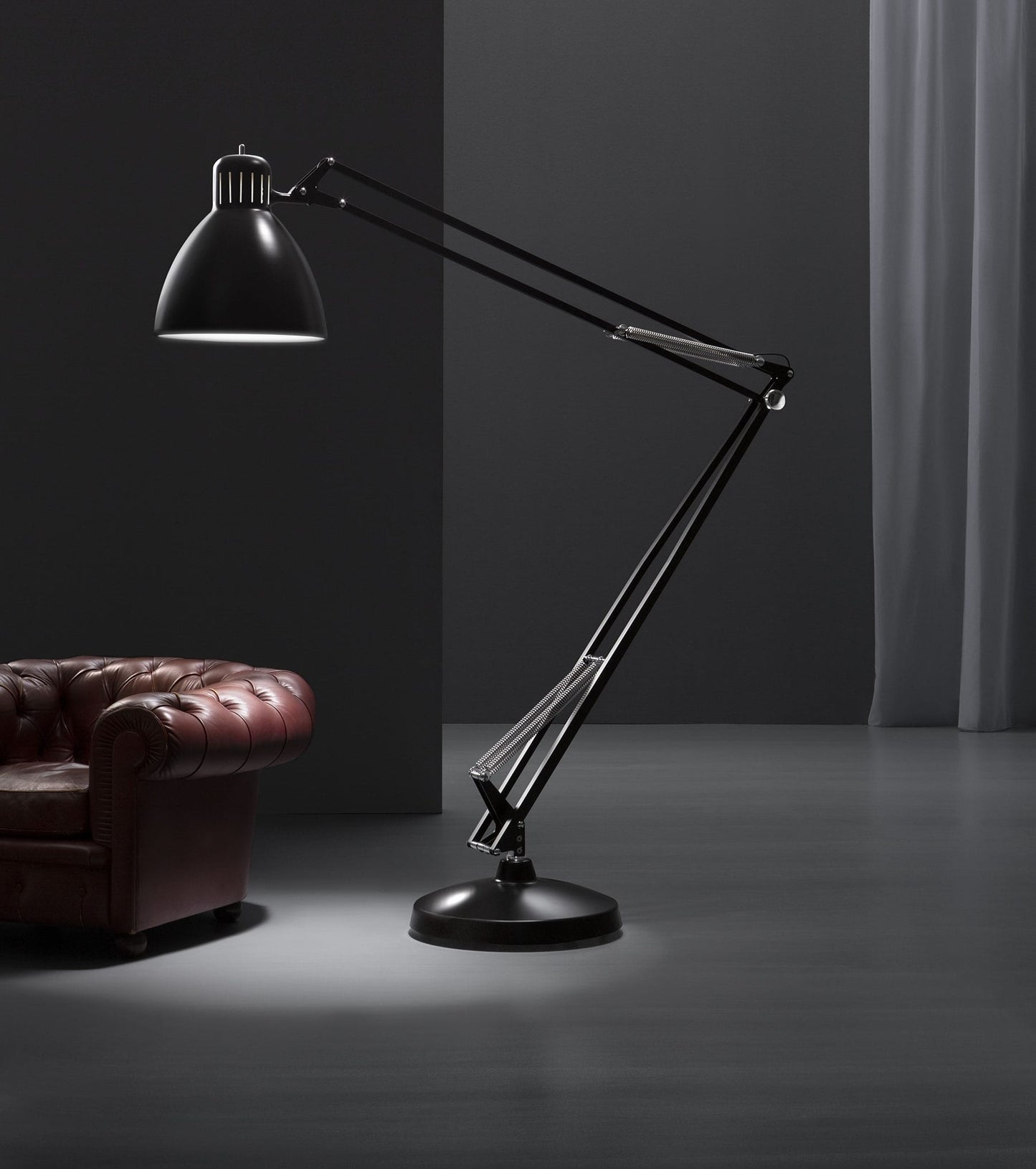 JJ Big gulvlampe fra Leucos